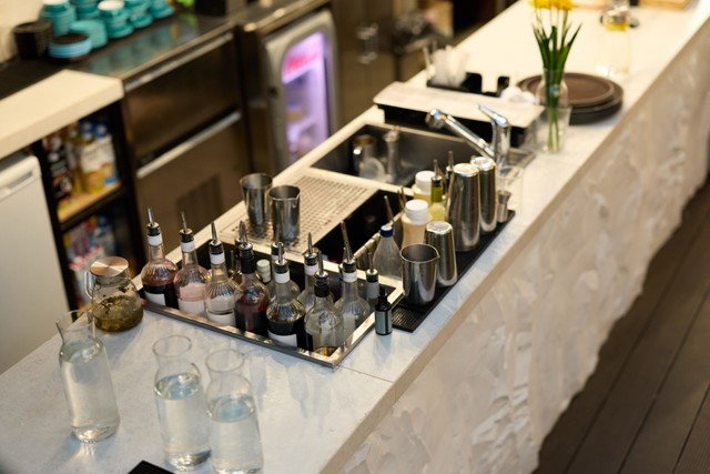 Hire Expert Bartenders for Events with Flawless Service